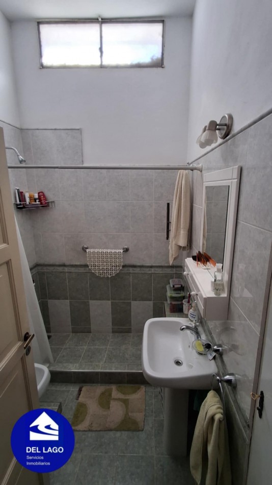 PROPIEDAD + DEPARTAMENTO CENTRICO EN VENTA