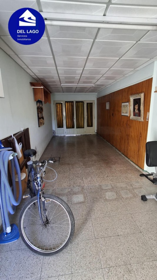 PROPIEDAD + DEPARTAMENTO CENTRICO EN VENTA