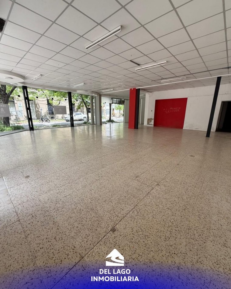LOCALES COMERCIALES CENTRICO EN VENTA