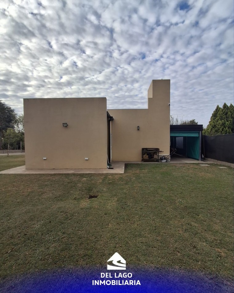 CASA EN VENTA-LOMAS DEL SUR