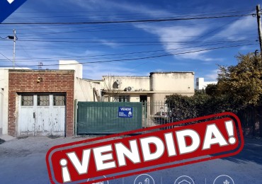 CASA EN VENTA DE AMPLIO LOTE
